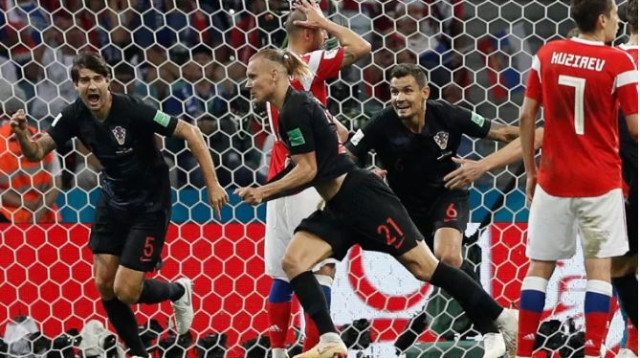 שחקני קרואטיה חוגגים (צילום: AFP)