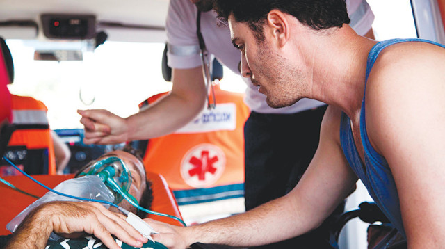 מתוך "אנתרקס" (צילום: אלסין דוידי)