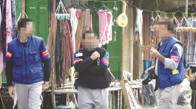 משקיפי ארגון TIPH בחברון (צילום: נתי שוחט, פלאש 90)