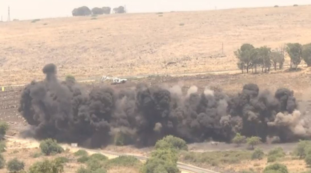 פיצוץ מוקשים ברמת הגולן, ארכיון (צילום: משרד הביטחון)