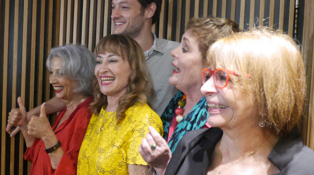 "אף פעם לא מאוחר", רבקה מיכאלי, שרל'ה שרון, ציפי פינס, נורית גפן (צילום: יובל סול בוקר)