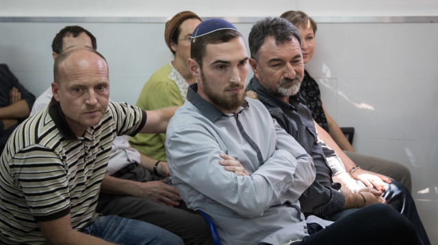 משפחת לוברסקי בבית המשפט (צילום: הדס פרוש, פלאש 90)