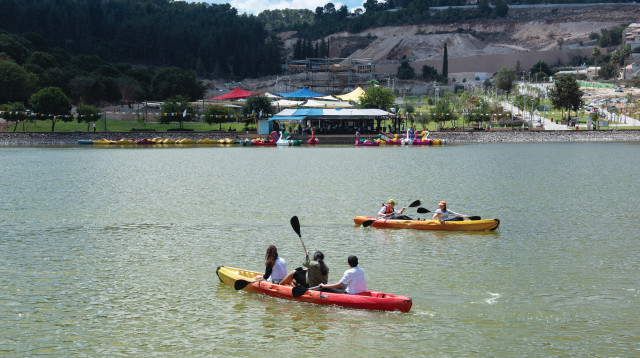 אגם מונפורט (צילום: מאיר וקנין)