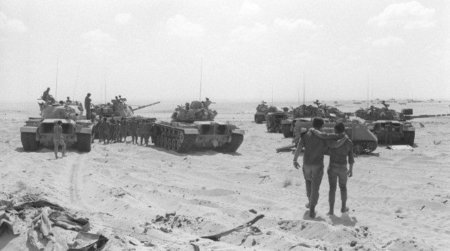 חזית סיני במלחמה (צילום: ארכיון צה"ל במשרד הביטחון)