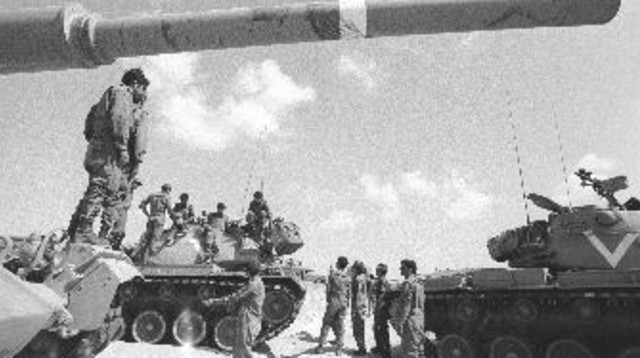 טנקים במלחמת יום כיפור (צילום: ארכיון צה"ל במשרד הביטחון)