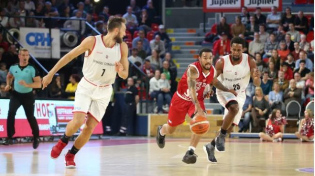 דאלאס מור (צילום: FIBA)