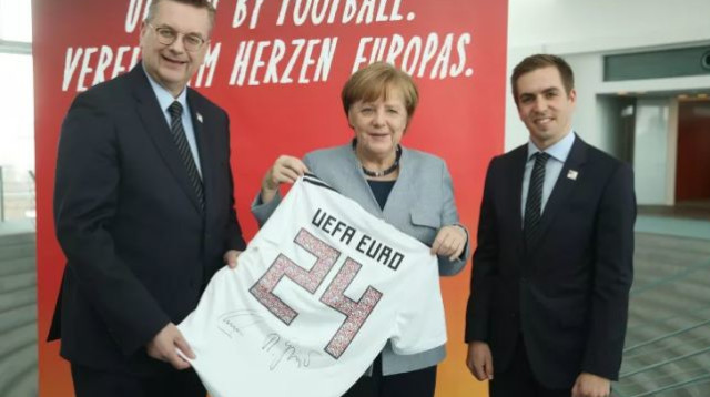 פיליפ לאם עם אנגלה מרקל (צילום: Getty images)