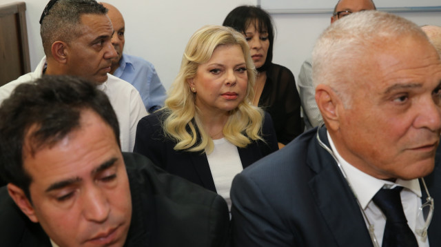 שרה נתניהו בבית המשפט (צילום: עמית שאבי, פול)