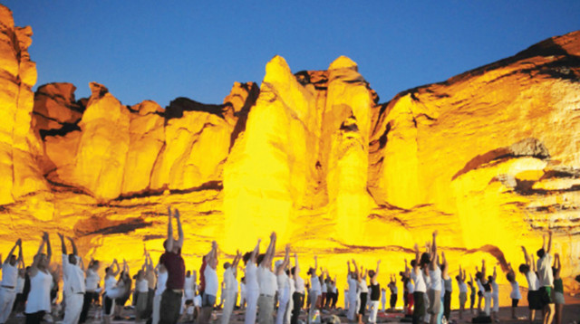 הלב - הצגה חדשה מבית המדיטק חולון (צילום: ניר חיים)