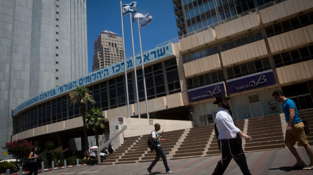 הבורסה ליהלומים ברמת גן (צילום: מרים אלסטר, פלאש 90)