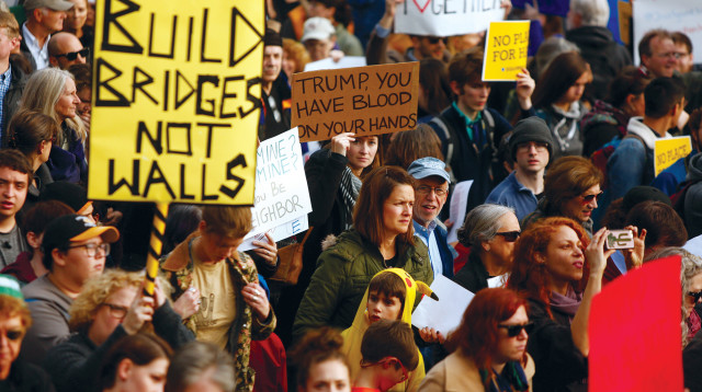 מחאה נגד טראמפ בפיטסבורג (צילום: רויטרס)