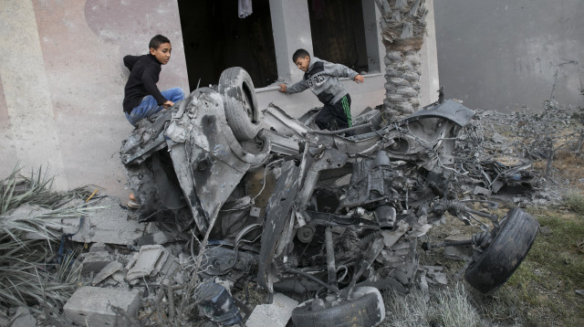 הרכב ההרוס בעזה לאחר פעולת צה"ל (צילום: עבד ראחים חטיב, פלאש 90)