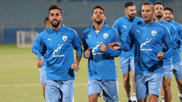 שחקני נבחרת ישראל (צילום: עדי אבישי)