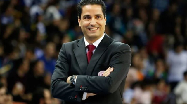 ג'יאניס ספאירופולוס (צילום: אתר הקבוצה)