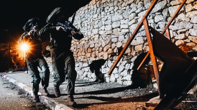 לוחמי עוצבת הקומנדו במהלך תרגיל (צילום: דובר צה"ל)