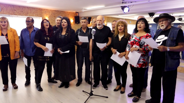 "אין עתיד אם אין עבר" (צילום: עדי פהר. אולפני אל סירקולו)