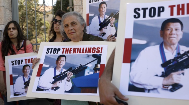 הפגנה נגד רודריגו דוטרטה (צילום: AFP)