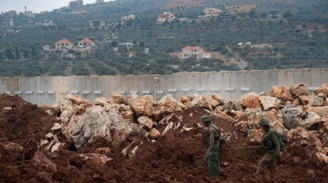 עבודת לוחמי צה"ל במבצע "מגן צפוני" (צילום: דובר צה"ל)