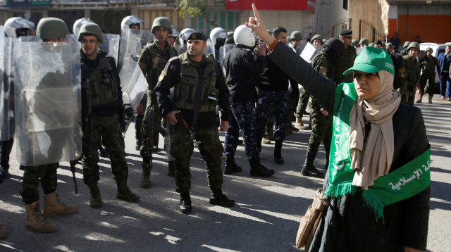 הפגנה של חמאס בחברון (צילום: רויטרס)