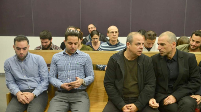 הוריו של אילון שלו-אמסלם והחשוד בדריסתו אלי בר זכאי (צילום: אבשלום ששוני)