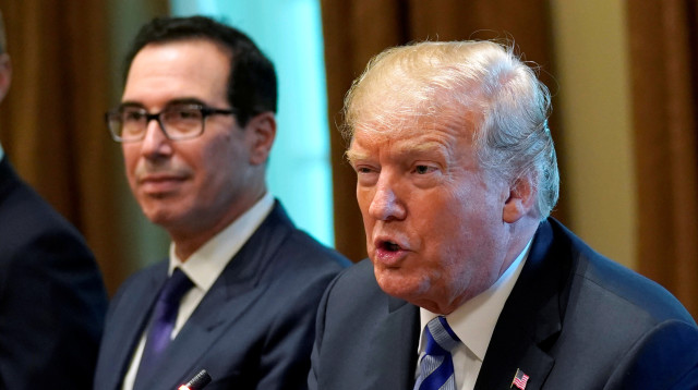 דונלד טראמפ, סטיבן מנוצ'ין (צילום: רויטרס)