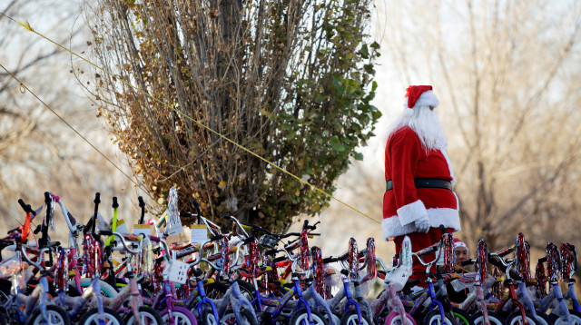 סנטה קלאוס במקסיקו (צילום: רויטרס)