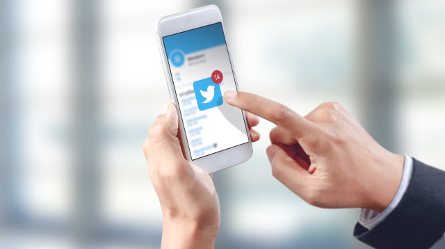 ציוצים בטוויטר (צילום: אינג אימג')