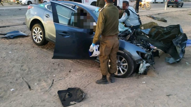 זירת התאונה בכביש הערבה (צילום: תיעוד מבצעי מד"א)