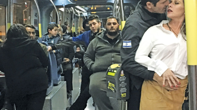  "רכבת קלה" (צילום: באדיבות סרטי יונייטד קינג)