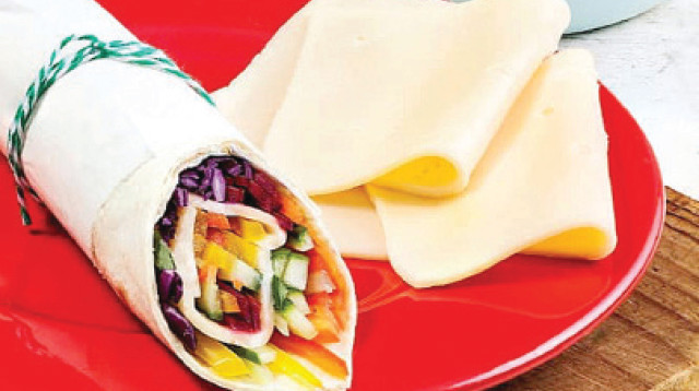 ראפ ירקות וגבינה (צילום: אסף אמברם)