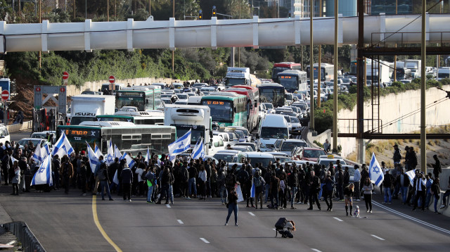 הפגנת יוצאי אתיופיה בתל אביב  (צילום: רויטרס)