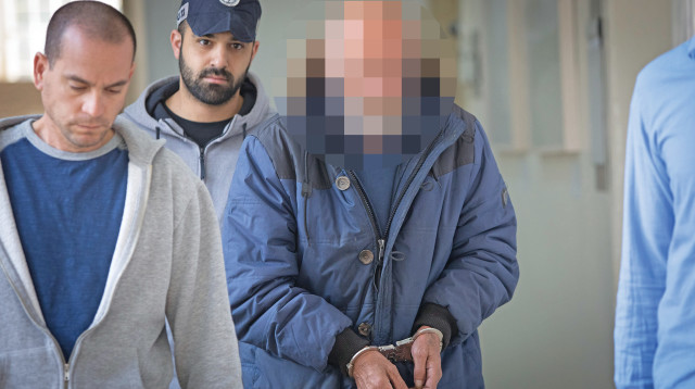 החשוד ברצח ב־1993 מובא לבית המשפט (צילום: נועם רבקין פנטון, פלאש 90)