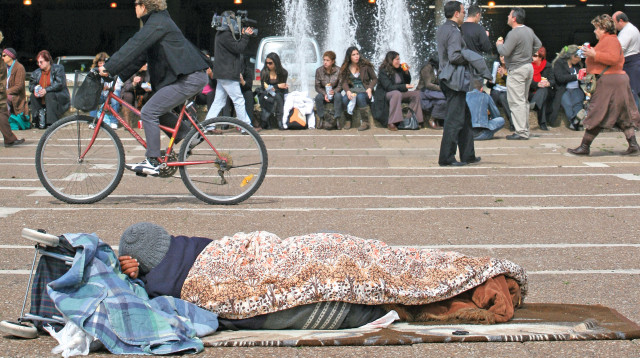 עוני בישראל (צילום: לירון אלמוג, פלאש 90)