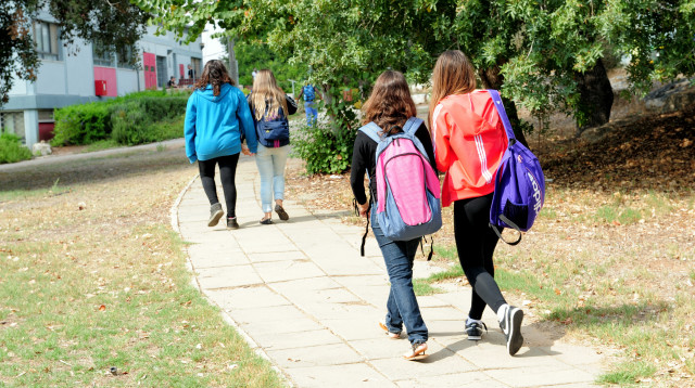 חניכים בכפר נוער (צילום: כפיר סיון)