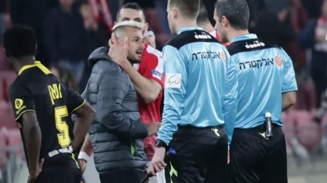 מאור בוזגלו זועם על אלון יפת (צילום: דני מרון)