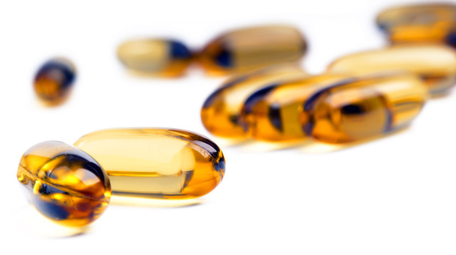 כדורי אומגה 3 (צילום: אינג אימג')