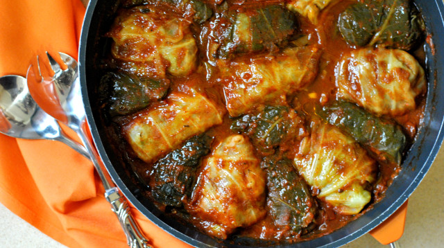 עלי כרוב ממולאים באורז ובשר (צילום: פסקל פרץ-רובין)