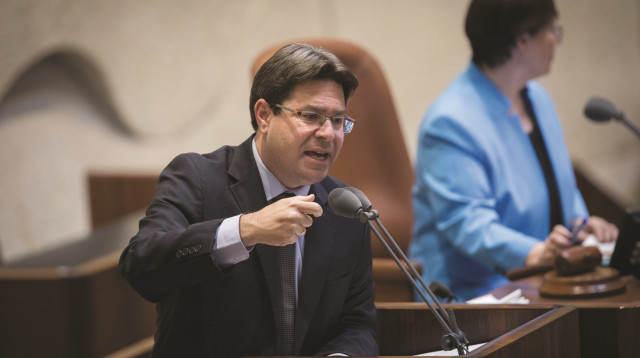 אופיר אקוניס (צילום: יונתן זינדל, פלאש 90)