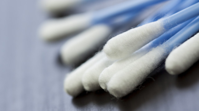 מקלות אוזניים (צילום: ingimage ASAP)