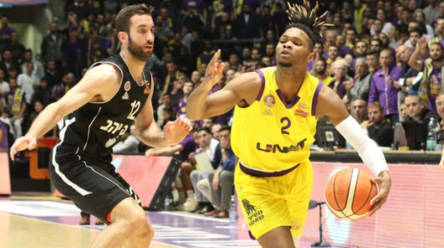 קורי וולדן עם יוגב אוחיון (צילום: עדי אבישי)