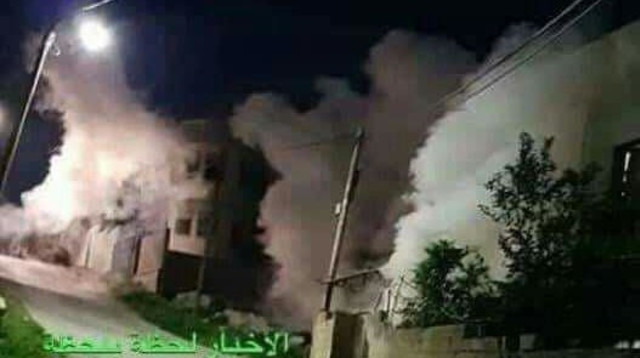 פיצוץ הבית בו שהה המחבל מהפיגוע באריאל (צילום: רשתות ערביות)