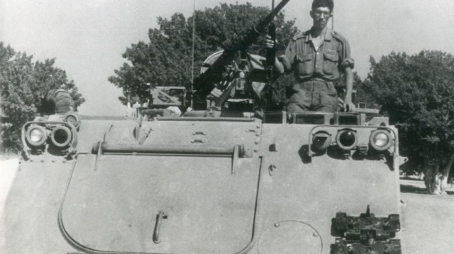 זכריה באומל (צילום: יצחק אלהרר, סקופ 80)