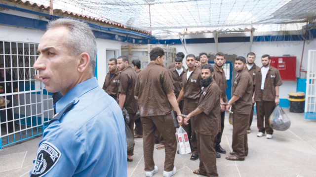 אסירים ביטחוניים בכלא דמון, ארכיון (צילום: דורון הורוביץ, פלאש 90)