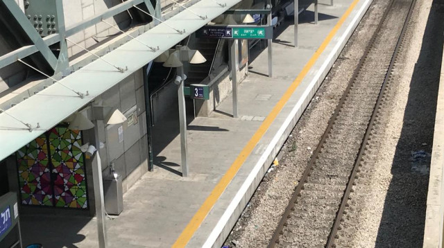 תחנת רכבת (צילום: אבשלום ששוני)