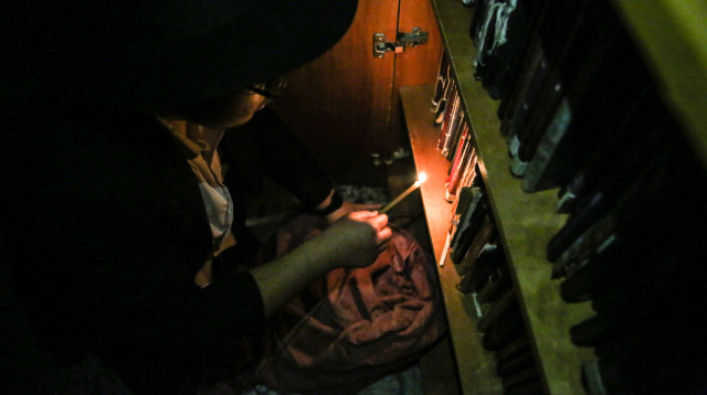 בדיקת חמץ  (צילום: דוד כהן, פלאש 90)