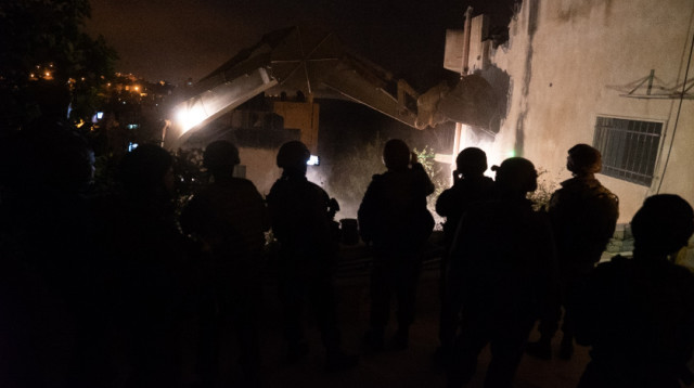 הריסת ביתו של צאלח ברגותי (צילום: דובר צה"ל)