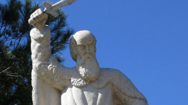 פסל אליהו הנביא בקרן הכרמל (צילום: תמר הירדני)