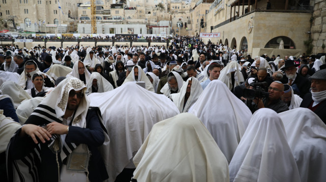 ברכת הכהנים בכותל המערבי (צילום: מרק ישראל סלם)