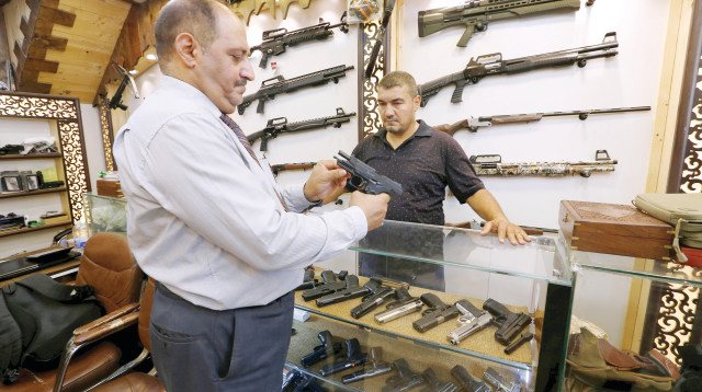 חנות כלי נשק בארה"ב (צילום: רויטרס)