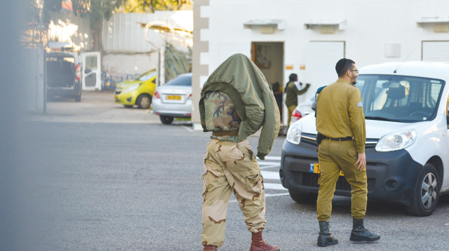 עריקים (צילום: פלאש 90)